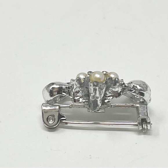 Vintage Tiny Victorian Royal Crown Beaded Brooch - Picture 3 of 7